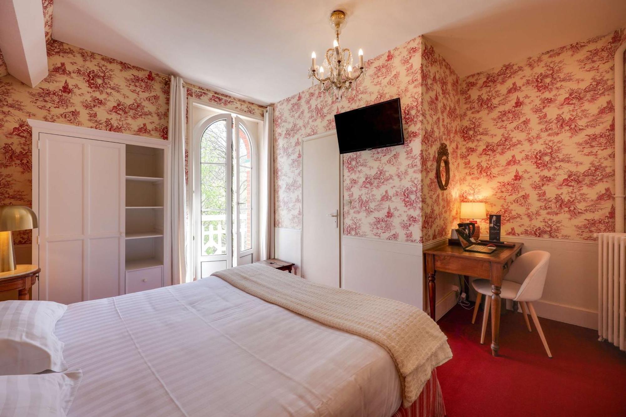 Brit Hotel & Spa Le Roc Au Chien Bagnoles de l'Orne Normandie Exteriör bild