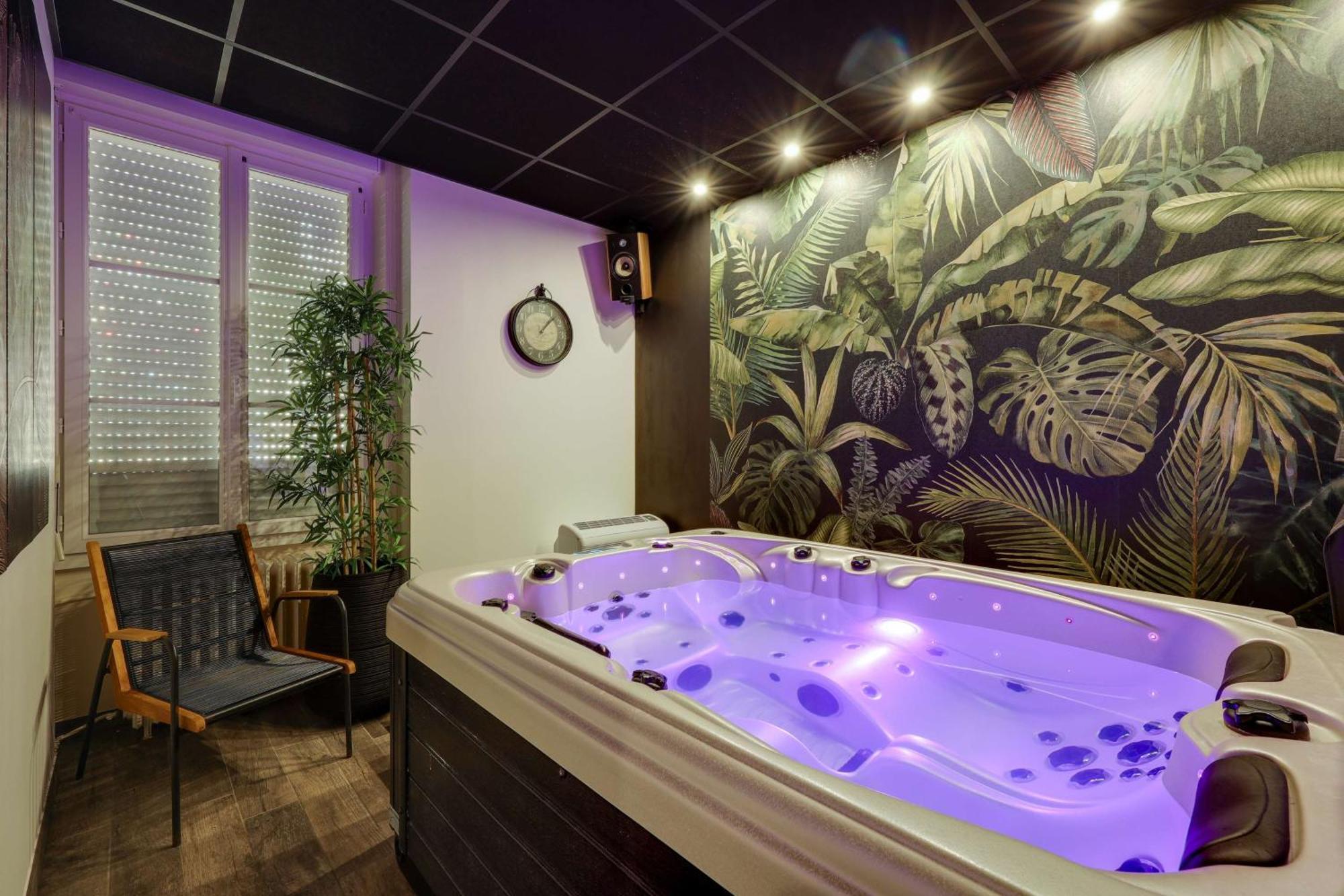 Brit Hotel & Spa Le Roc Au Chien Bagnoles de l'Orne Normandie Exteriör bild