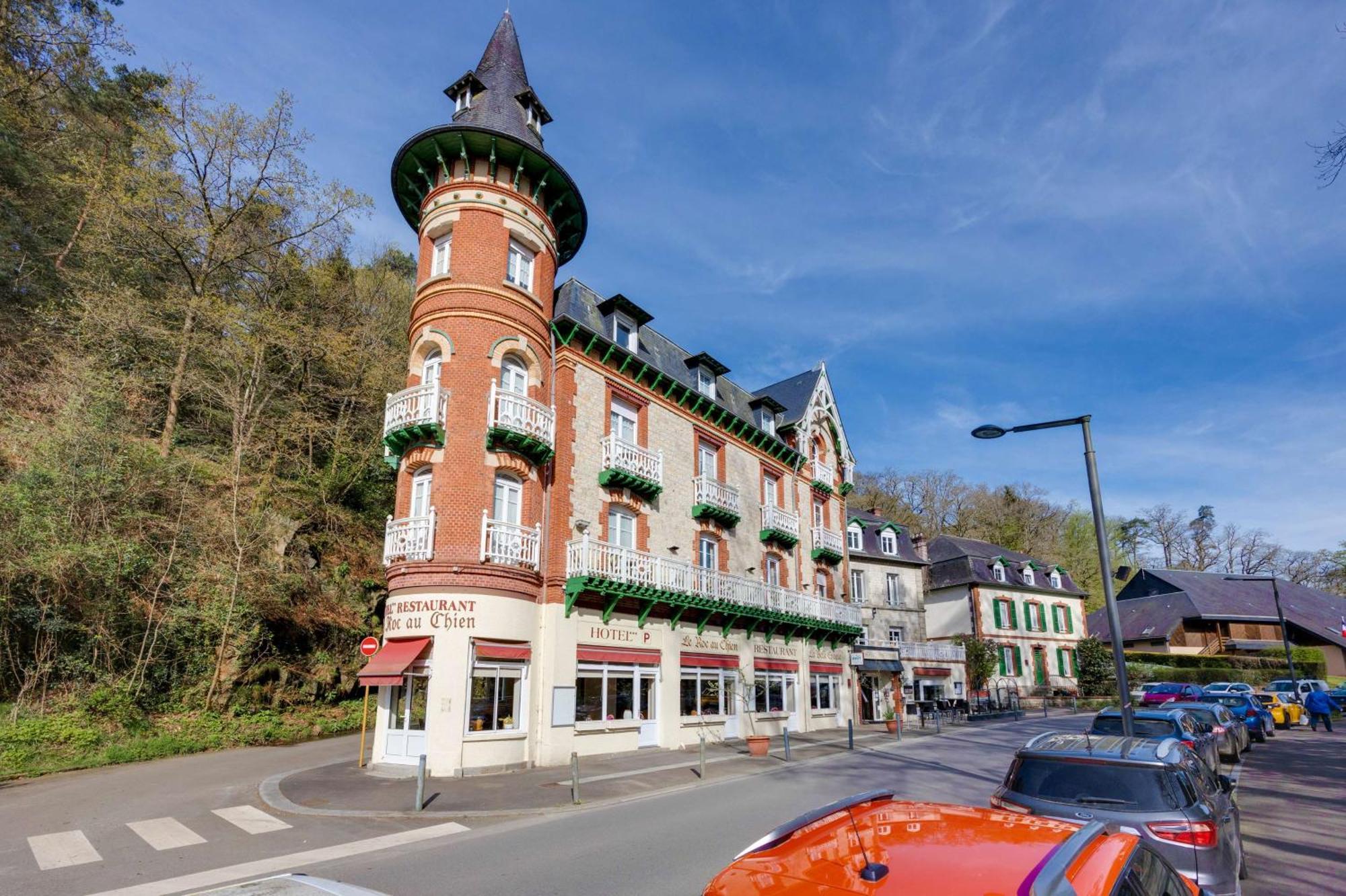 Brit Hotel & Spa Le Roc Au Chien Bagnoles de l'Orne Normandie Exteriör bild