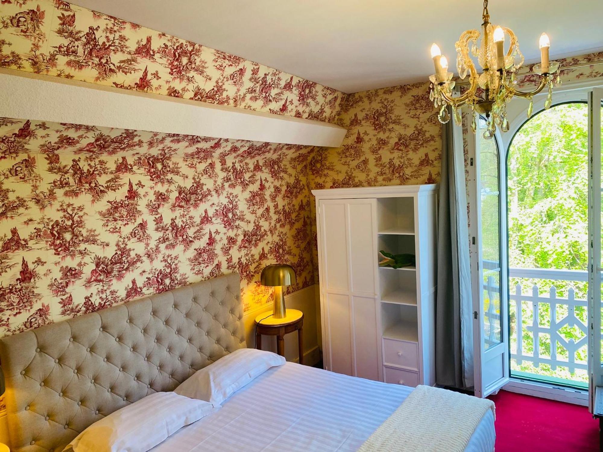 Brit Hotel & Spa Le Roc Au Chien Bagnoles de l'Orne Normandie Exteriör bild